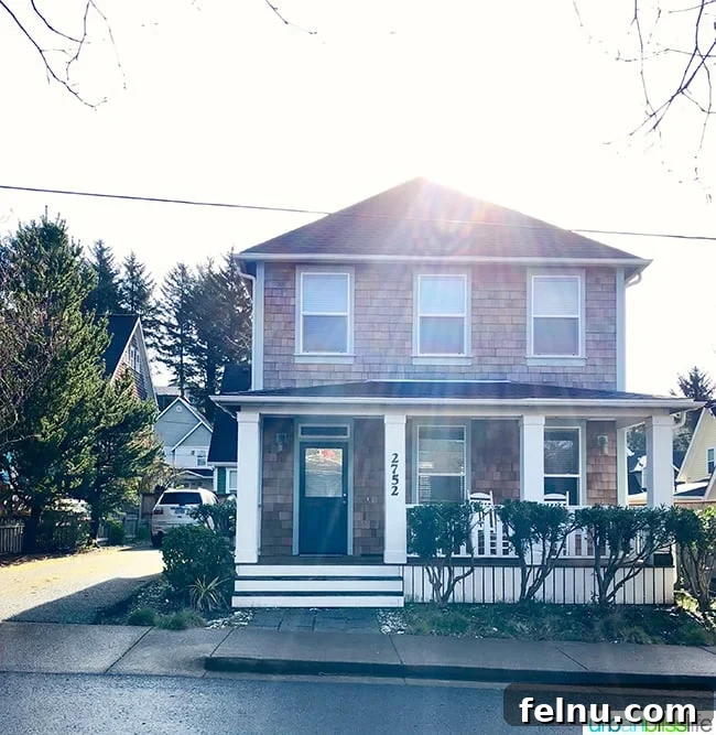 Charming Olivia Beach vacation rental house in Lincoln City, Oregon.