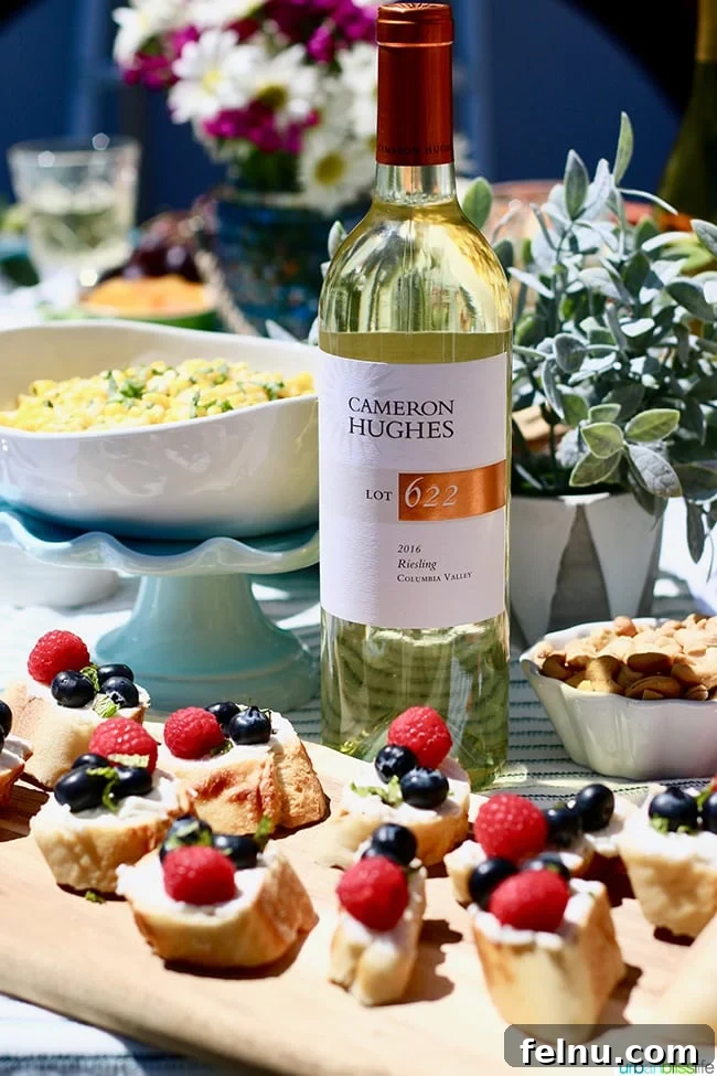 Ricotta Crostini Topped with Summer Berries and Honey Drizzle 6 White wine with ricotta crostini