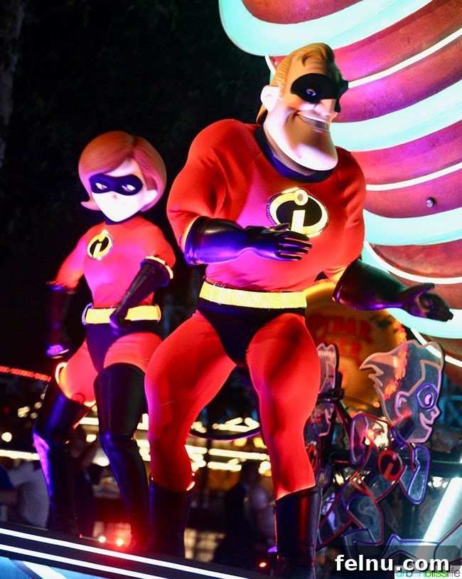 Pixar Pier: A Slice of Animation Magic 13 Disneyland Pixar Pier Parade The Incredibles