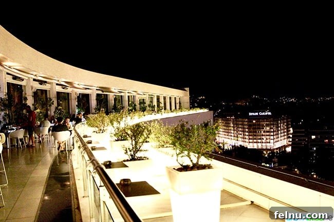 Hilton Athens: Your Guide to a Premium Stay in the Greek Capital 24 Hilton Athens Galaxy Bar