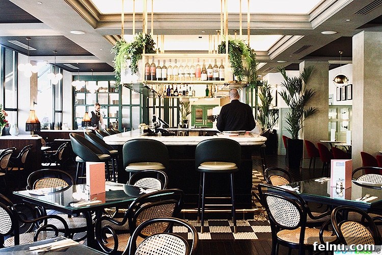The Green Hotel Restaurant Interior