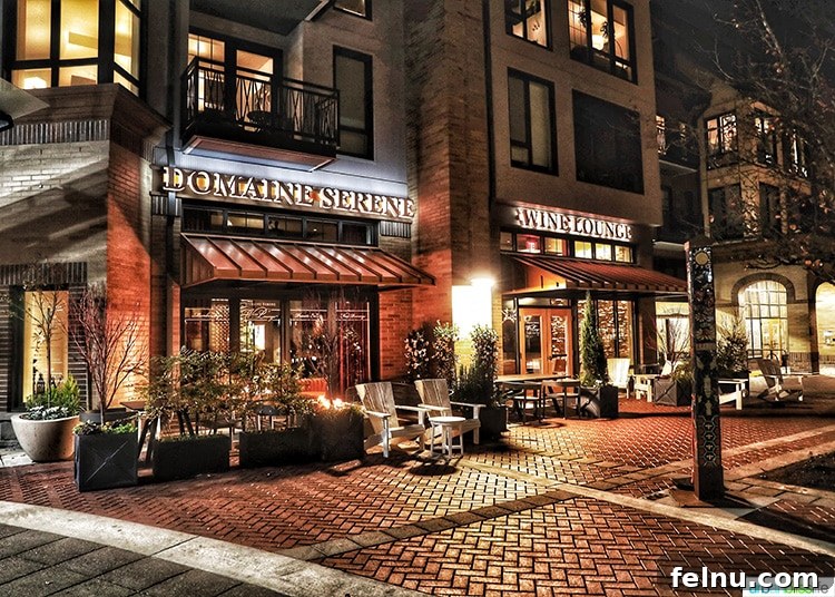 Domaine Serene's Lake Oswego Wine Lounge 2 exterior of Domaine Serene Wine Lounge Lake Oswego at night