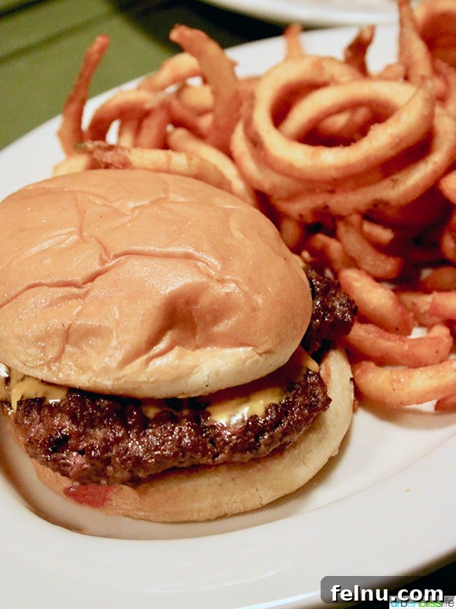 Suttle Lodge Burger
