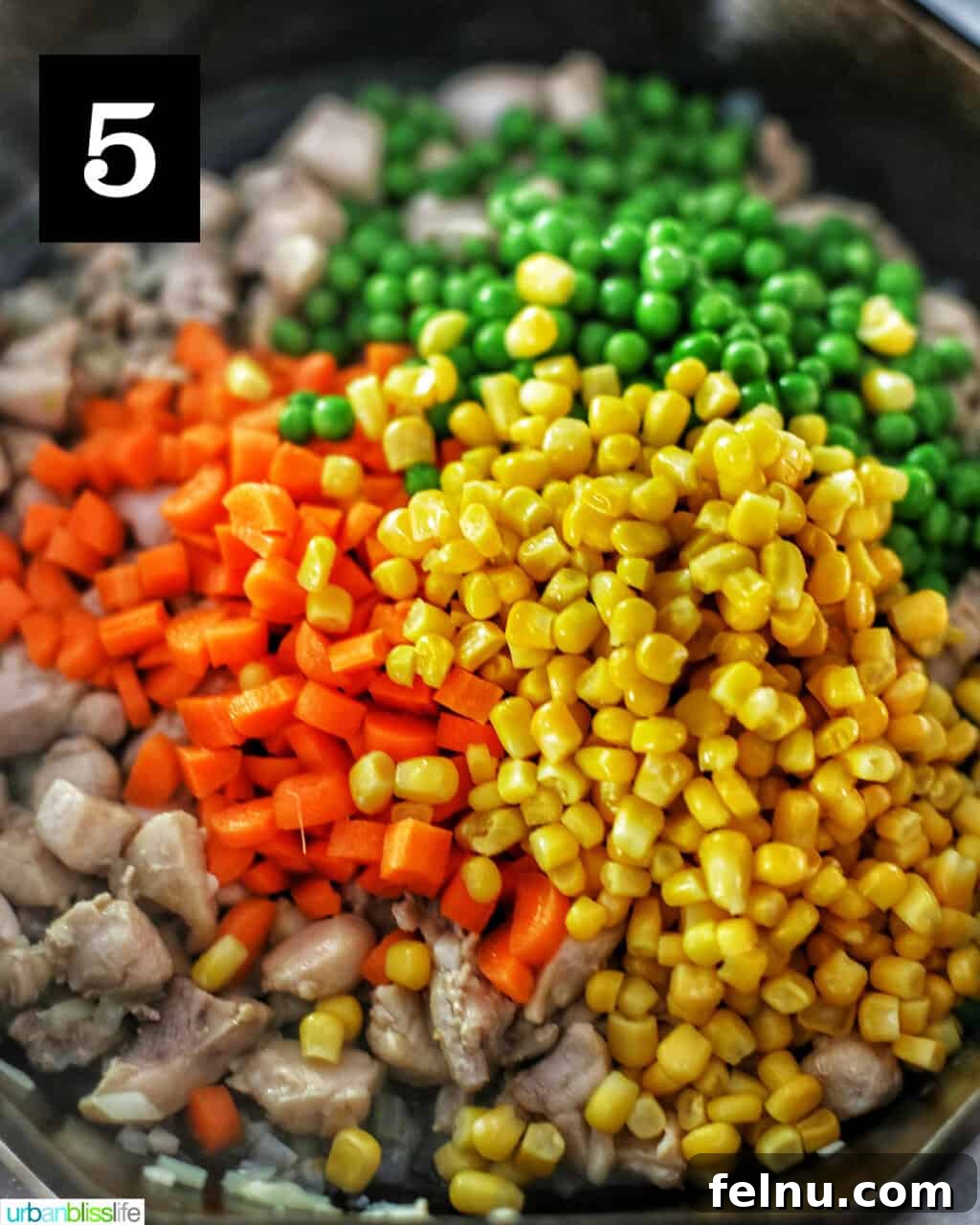Pineapple Paradise Chicken Fried Rice 10 carrots corn peas in pan
