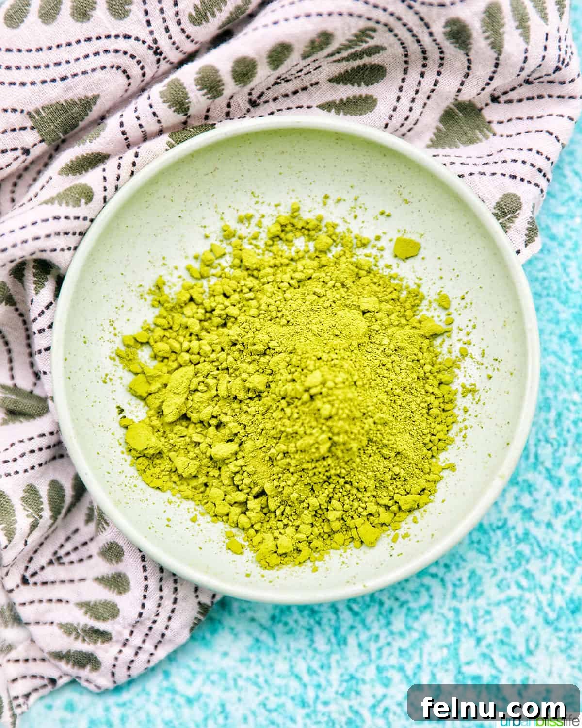 Matcha Magic Crinkles 4 Matcha powder in a bowl