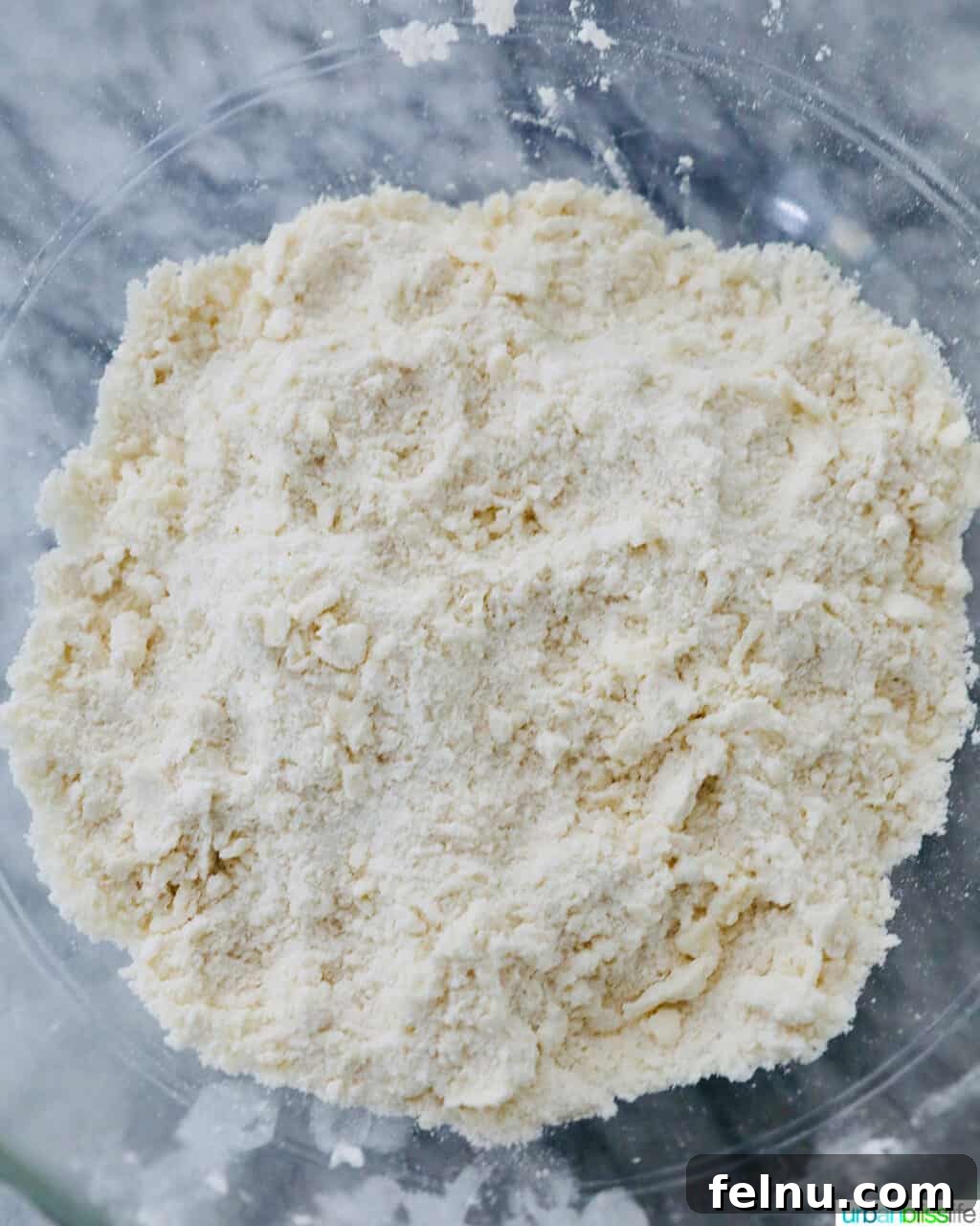 Crumbly dough