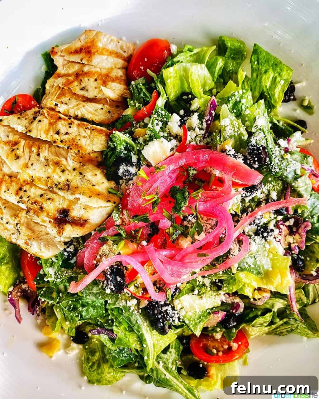 Murrayhill Taphouse Aşağıda, potansiyel olarak daha özgün bir başlık yer almaktadır: The Murrayhill Pour House 6 Murrayhill Taphouse Southwest Salad