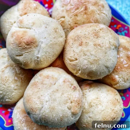 Filipino Pandesal rolls