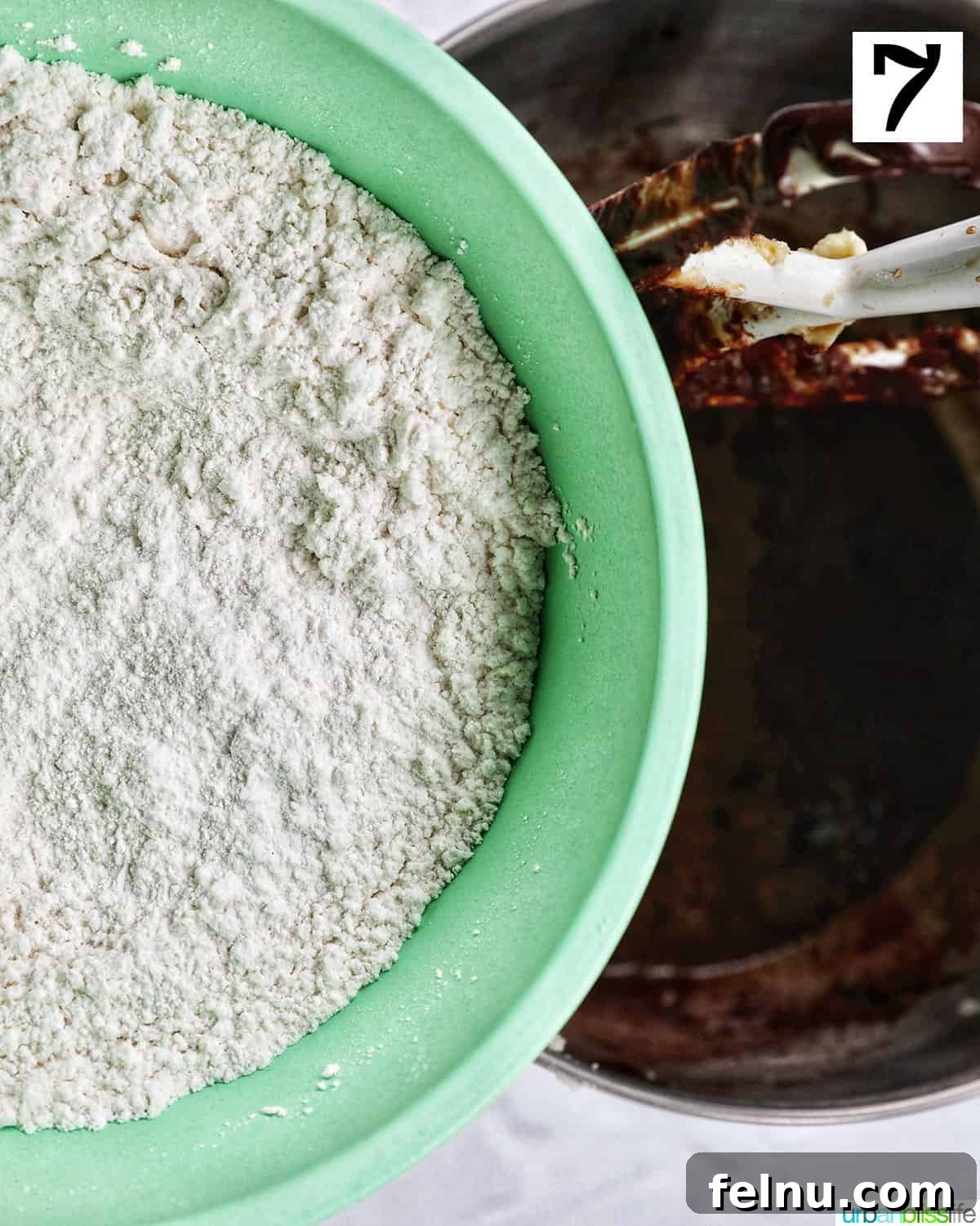 Chocolate Coffee Cake
Delicious Mocha Cake 13 Chocolate coffee cake step 7
