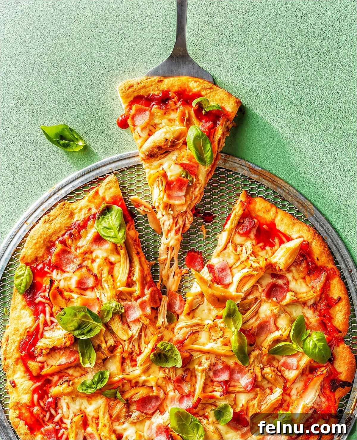 Pairing Pizza Perfection: The Ultimate Wine Guide 6 A BBQ chicken pizza, showcasing the smokiness of the barbecue sauce and the tenderness of the chicken.