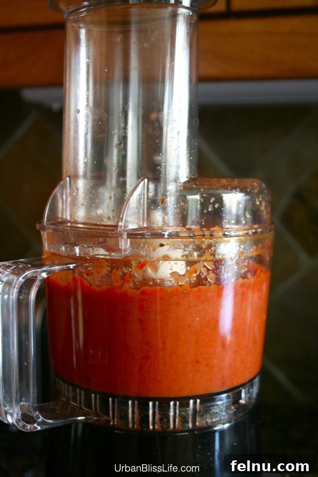 Manchego-Stuffed Albondigas: A Taste of Spain 4 Blending the Spanish Meatball Sauce