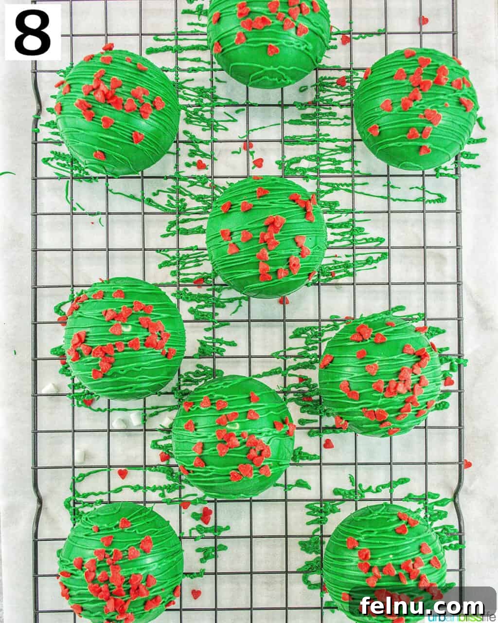 Finished hot cocoa bombs