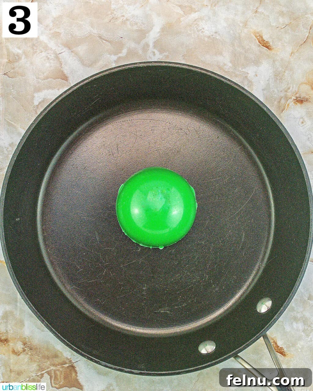 Grinch hot cocoa bomb shell
